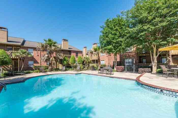 10750 Westbrae Pkwy #B2 - Photo 3 of 12