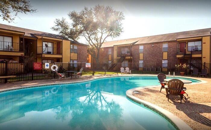 12800 Dunlap St #B1 - Photo 7 of 14