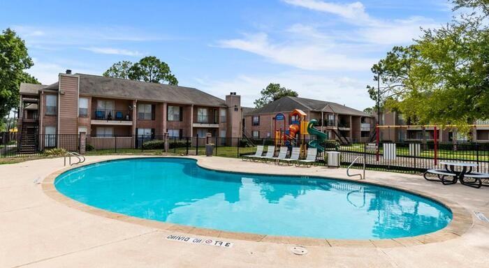 3950 Ashburnham Dr #C1 - Photo 3 of 17