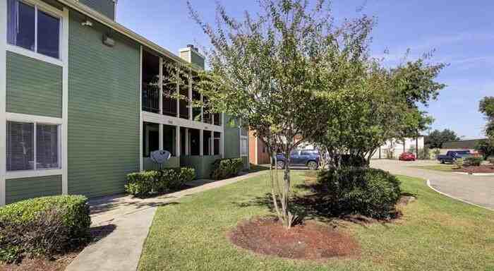 2700 S Dairy Ashford Rd #C1 - Photo 2 of 21