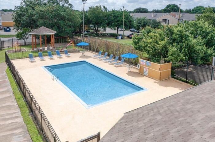 2700 S Dairy Ashford Rd #C3 - Photo 3 of 23