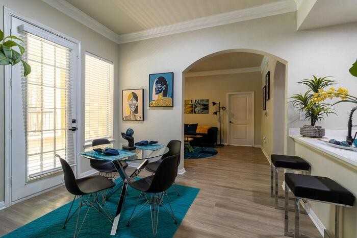 4001 Fannin St #C1 - Photo 7 of 28