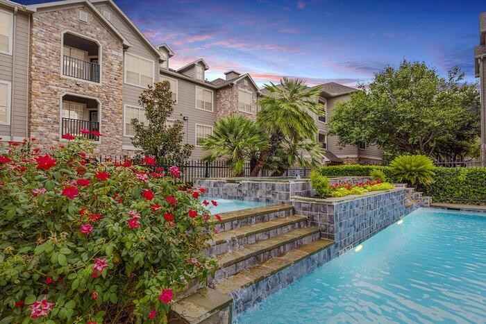 13504 Schroeder Rd #C2 - Photo 6 of 40