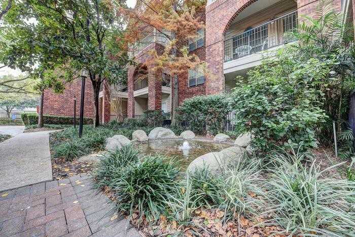 1901 Post Oak Park Dr #C5 - Photo 7 of 41