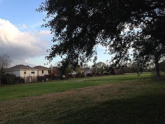 6602 Harbor Town Dr #C1 - Photo 2 of 6