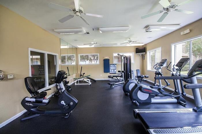 901 Wilson Rd #C1 - Photo 5 of 6