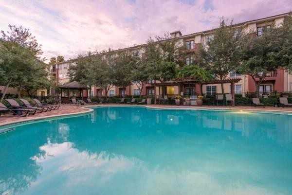 9100 Westheimer Rd #B4 - Photo 2 of 30