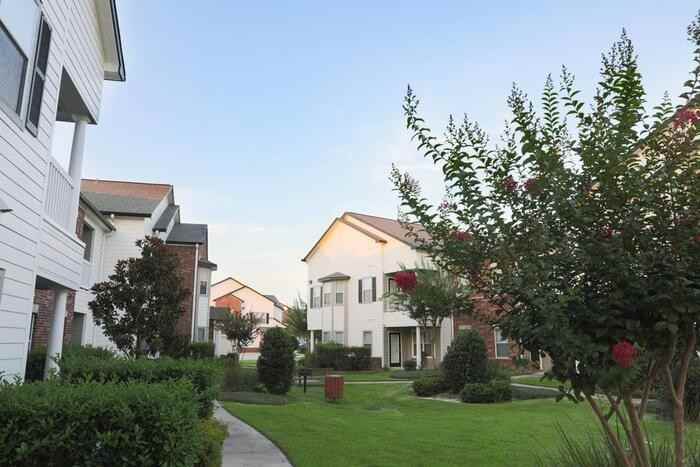 9844 Cypresswood Dr #B2 - Photo 6 of 34