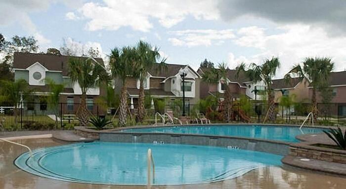 503 West Rd #E1 - Photo 4 of 9