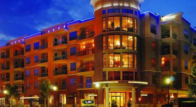 2300 Richmond Ave #C5 - Photo 2 of 32