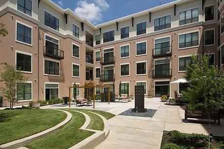 2424 Sawyer Heights St #B7 - Photo 4 of 26