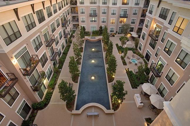 2424 Sawyer Heights St #B9 - Photo 3 of 28