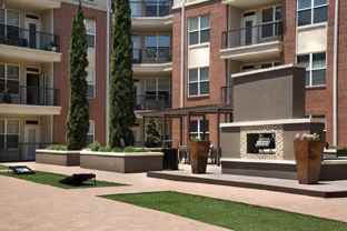 4100 Southwest Fwy #B2 - Photo 1 of 1