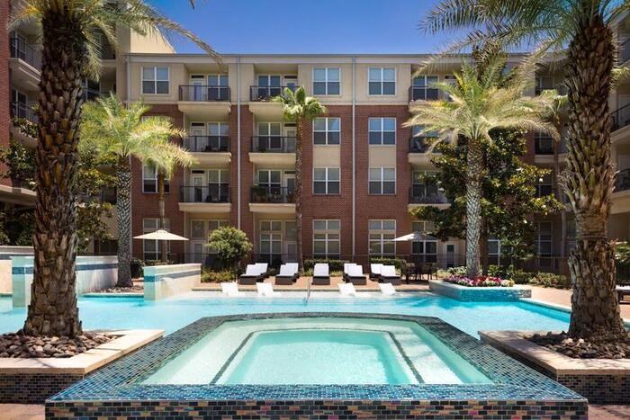 4100 Southwest Fwy #B2 - Photo 2 of 23