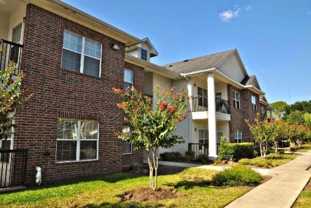 2815 Cypress Point Dr #C1 - Photo 1 of 1