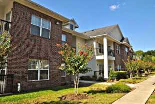 2815 Cypress Point Dr #B1 - Photo 1 of 1