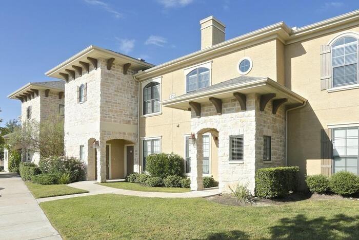 7115 S Mason Rd #D2 - Photo 2 of 25