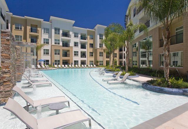 811 Town And Country Blvd #B5 - Photo 2 of 26