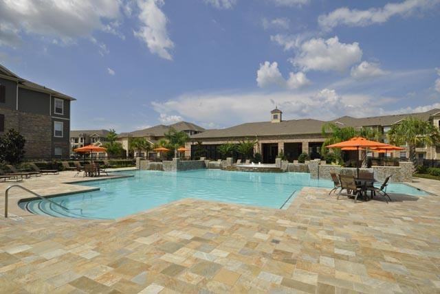 1111 Falcon Park Dr #B3 - Photo 4 of 22