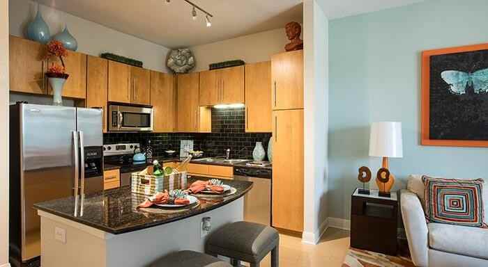 1725 Crescent Plaza Dr #B1 - Photo 5 of 7