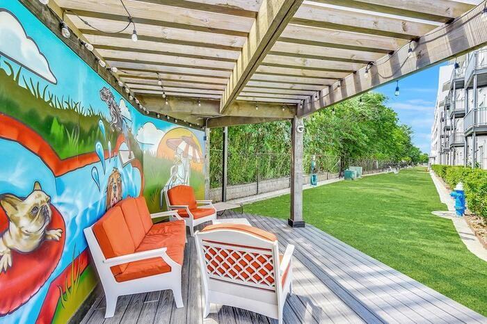 2727 Revere St #C7 - Photo 7 of 26