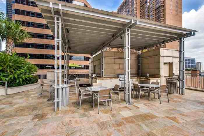 1400 Mckinney St #C5 - Photo 4 of 20