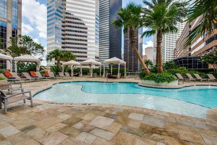 1400 Mckinney St #B7 - Photo 2 of 20