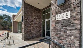 4949 W Davis St #C2 - Photo 1 of 1