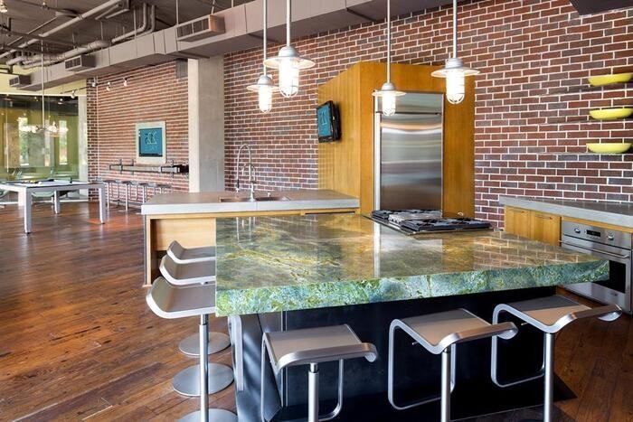 2125 Yale St #C5 - Photo 7 of 21