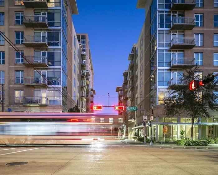 5353 Fannin St #B8 - Photo 2 of 28