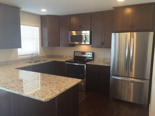1205 Superior Dr - Photo 3 of 17
