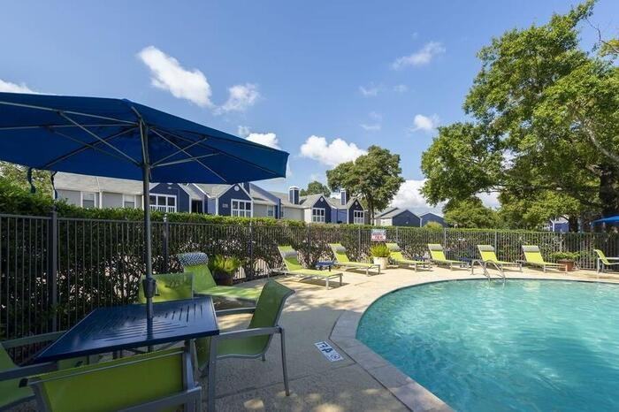 3300 Rollingbrook Dr #B2 - Photo 7 of 28