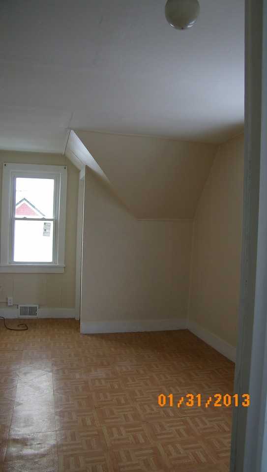 Meigs St - Photo 2 of 6