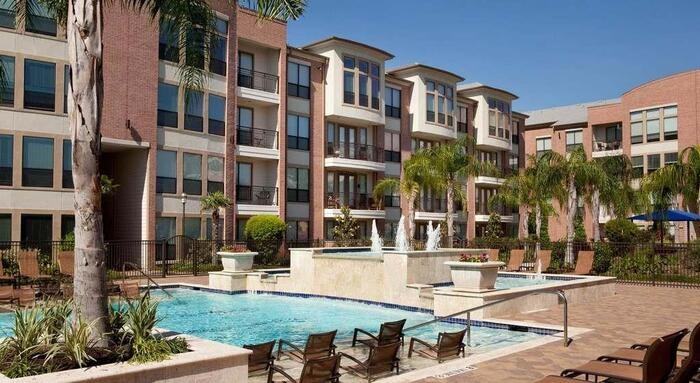 1255 N Post Oak Rd #B3 - Photo 2 of 25