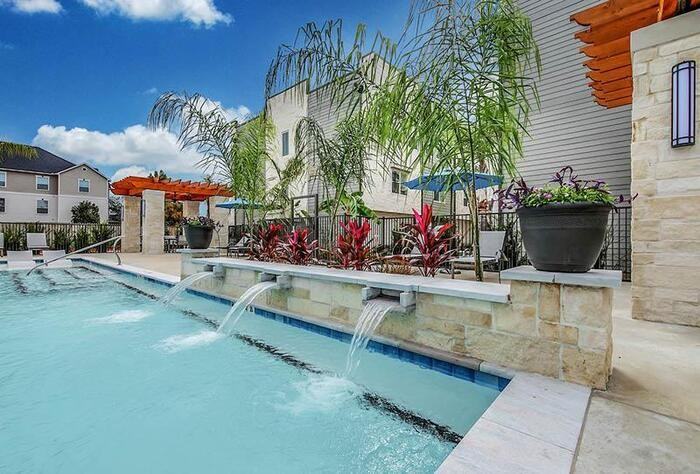 21077 Kingsland Blvd #B2 - Photo 4 of 27