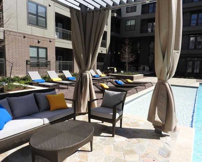 2033 S Gessner Rd #B1 - Photo 3 of 31