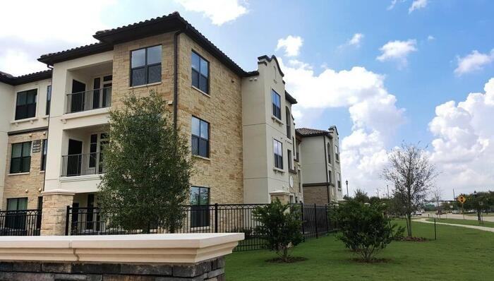 4711 Lj Pkwy #C6 - Photo 5 of 42