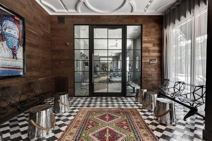 306 Mcgowen St #B1 - Photo 4 of 15