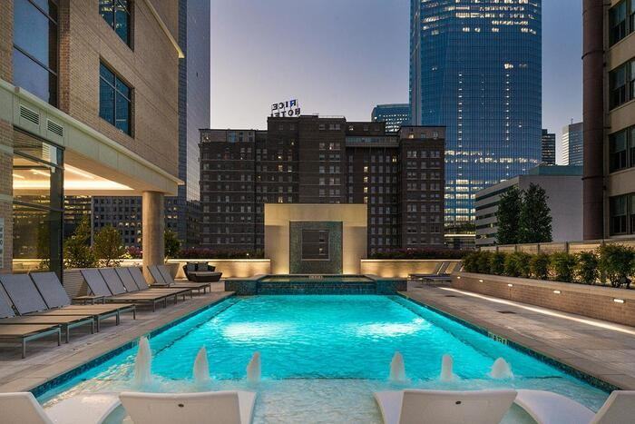 409 Travis St #A1 - Photo 3 of 31