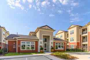 450 E Rogers St #B2 - Photo 1 of 1