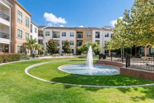 1755 Crescent Plaza Dr #B10 - Photo 1 of 1