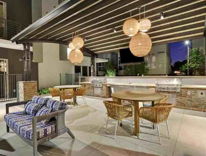 299 W Gray St #B4 - Photo 5 of 32