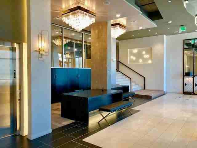 299 W Gray St #B4 - Photo 7 of 32