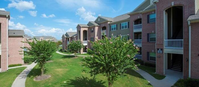 24333 Cinco Terrace Dr #B2 - Photo 3 of 47