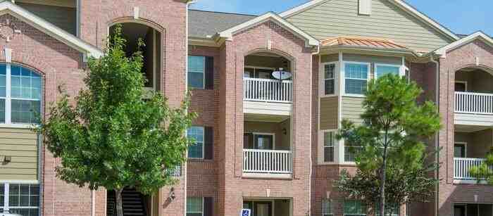 24333 Cinco Terrace Dr #B5 - Photo 4 of 50