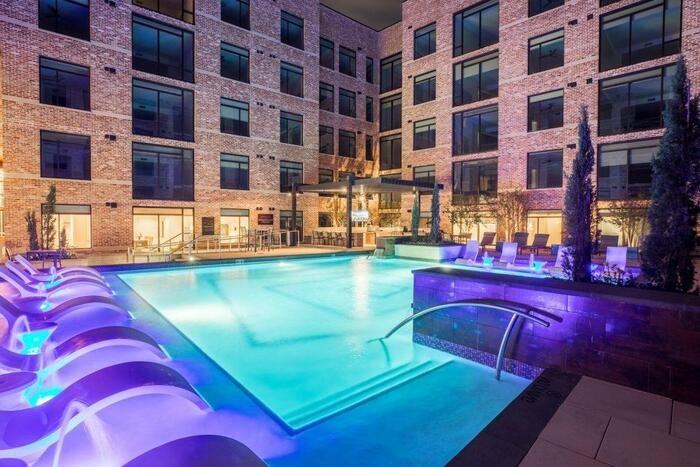 3663 Washington Ave #B9 - Photo 2 of 43