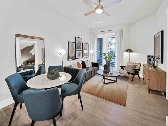 2000 Taylor St #C2 - Photo 4 of 12