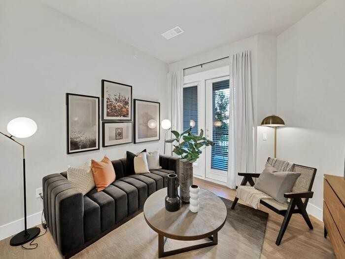 2000 Taylor St #C3 - Photo 3 of 17