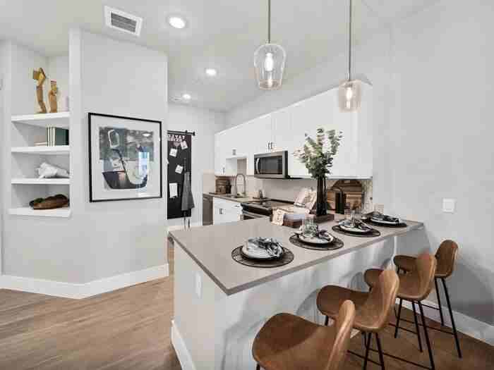 2000 Taylor St #C6 - Photo 6 of 17