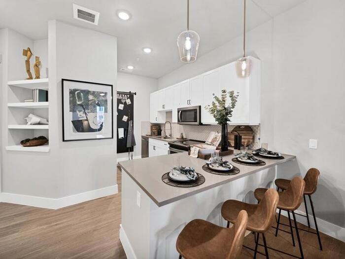 2000 Taylor St #C9 - Photo 6 of 17